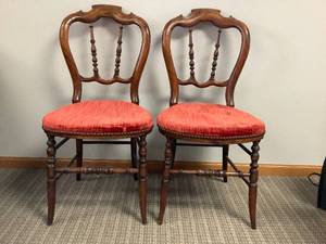 lot 1371 image: Antique Spindle Back Red Velvet Chairs
