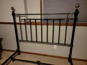 lot 53 image: Cannonball Queen Bedframe