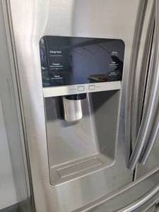 lot 145 image: Samsung 28-cu ft French Door Refrigerator