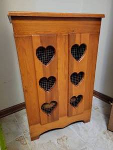 lot 220 image: Farmhouse Lidded Cabinet