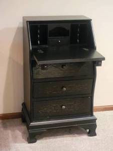 lot 102 image: Adorable Petite Secretary Desk