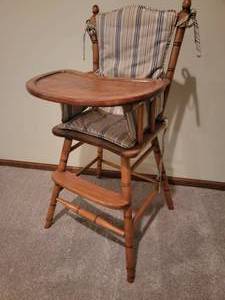lot 31 image: Adorable Vintage Carved Wood High Chair