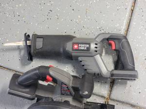 lot 223 image: Porter Cable 18V Portable Saws