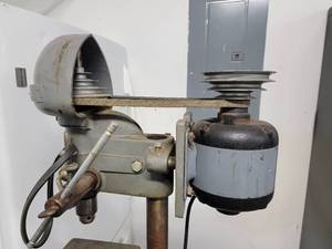 lot 9C image: Vintage Delta Drill Press