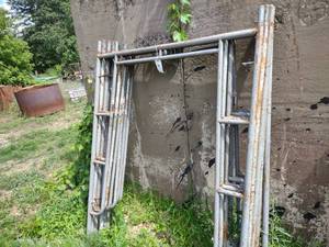 (6) Safway 61x76 Scaffolding End ...