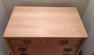 lot 42 image: Wooden Dresser