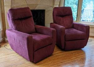 lot 4 image: Pair of Red Electric Reclining Armchairs