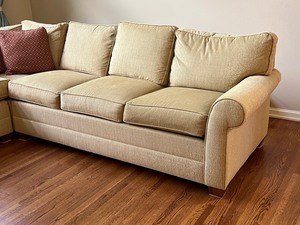 lot 3 image: Beautiful Ethan Allen Upholstered Sectional