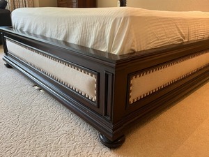 lot 7 image: Beautiful King Bed Frame