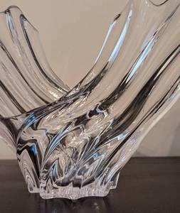 Vannes France Crystal Splash Bowl