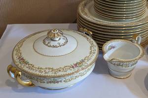 Noritake Elvira Dish Set