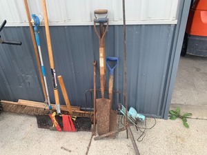 Yard Hand Tools