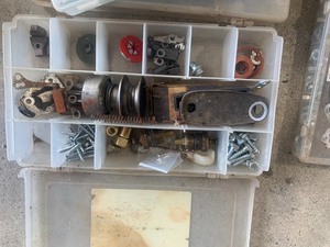 4 organizers with contents