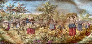 lot 17 image: Vintage Tapestry with a Historic Scene