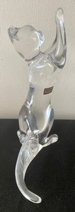 lot 28 image: Beautiful Baccarat and Waterford Crystal Cat Figurines
