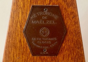 lot 25 image: Vintage Metronome de Maelzel by Seth Thomas Clocks