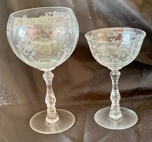 lot 41 image: Elegant Etched Vintage Stemware