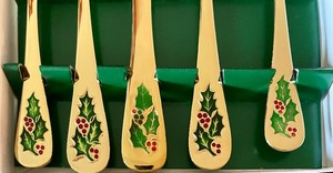 lot 48 image: Classic Traditions Hollyberry Flatware and Serving Utensils