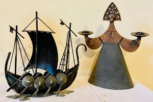 lot 96 image: Variety of Metal Decor Items