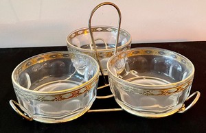 lot 140 image: Vintage Serving Pieces and More