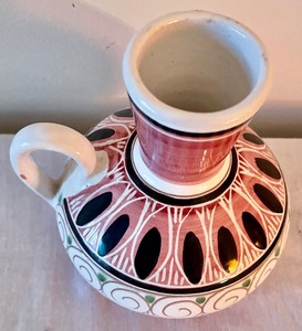 lot 185 image: Pretty Petite Pink Vase from Norway