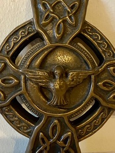 lot 131 image: Celtic Cross and Prayer for Peace Symbol Cast by Hand at Wild Goose Studio