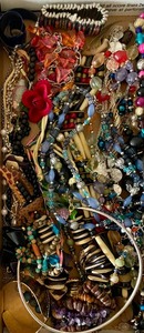 lot 228 image: Variety of Vintage Necklaces and Bracelets