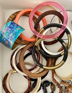 lot 244 image: Vintage Bracelets