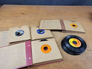 Lot of Records, 45s