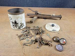 Large Lot of Antique Keys, Buttons and Antique The Star Carpet Stretcher
