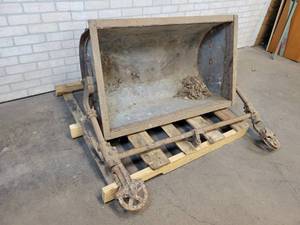 Antique Advance Olson MFG Barn Manure Dumping Carrier w Pulleys - NO SHIPPING