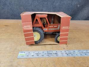 HESSTON 980DT Diecast Tractor