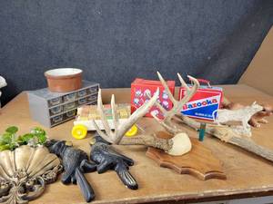 Large Lot of Collectables - Antlers, Lunchboxes, Wall Dcor and More - NO SHIPPING