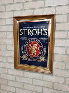 lot 179 image: Strohs Beer Mirror - 15 x 20