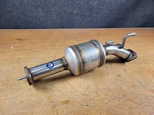 lot 83 image: Unused Catalytic Converter - GM 25192308
