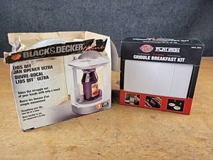 lot 104 image: Black & Decker Jar Opener and 4-Piece Griddle Breakfast Kit