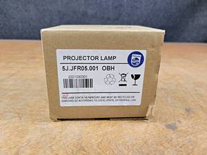 lot 110 image: New Projector Lamp - Phillips 5J.JFR05.001