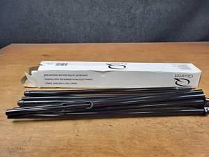 lot 135 image: Quartet Heavy Duty instant Easel - Model 27E