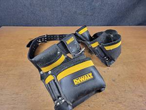 lot 161 image: DeWalt Tool Belt - Nice Condition