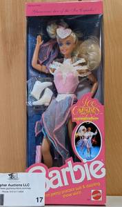 lot 17 image: Vintage 1989 Barbie Ice Capades Doll- Like NEW In Original Box