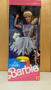 lot 19 image: Vintage 1989 Barbie Ice Capades Doll-Like NEW In Original Box