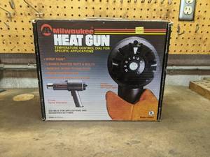 lot 21 image: Milwaukee Heat Gun 2000D- New In Box