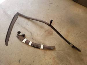 lot 40 image: Vintage ScytheSickle Farm Tool with Extra Blades