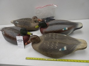 Jumbo Quack floating Mallard decoys (2 drakes and 2 hens)