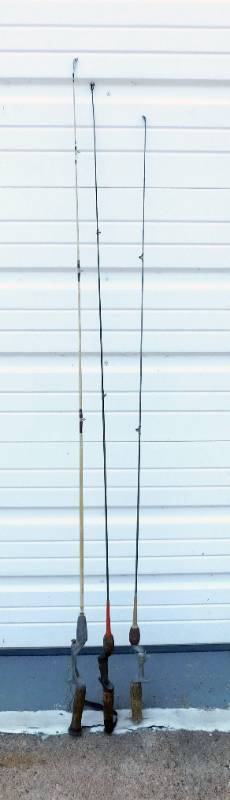 Vintage Fishing Rods Including Kingfisher, South Bend and Unmarked