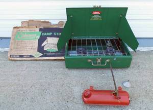 lot 84 image: Vintage Coleman Camp Stove No 413G with Box