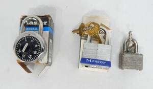 lot 101 image: Lot of 7 Padlocks and 1 Master Lock Combination Lock