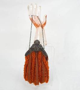 lot 2 image: Antique Art Nouveau Beaded Handbag with Ornate Filigree Frame