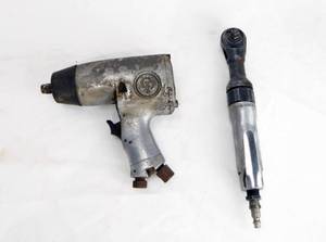 lot 117 image: Chicago Pneumatic Half Inch Impact  CP-734 Air Wrench and 3-8 inch Air Ratchet Wrench