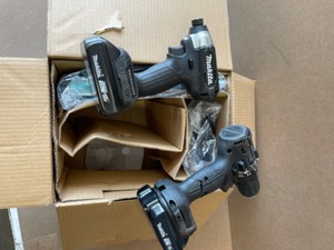 Makita 18V LXT Sub-Compact Lithium-Ion Brushless Cordless 2-piece Combo Kit (Driver-DrillImpact Driver) 1.5Ah Used
